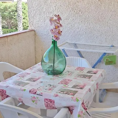 Bilocale Fronte A דירה *