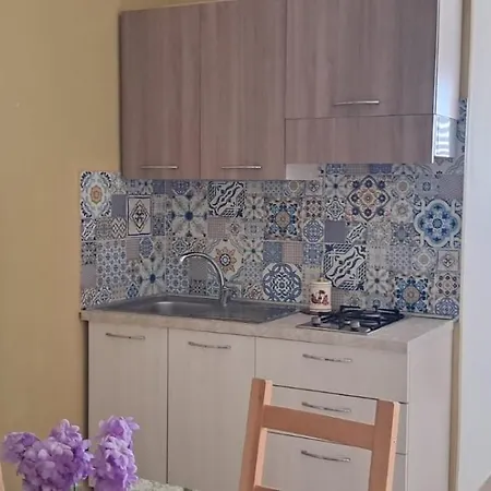 Bilocale Fronte A Apartment